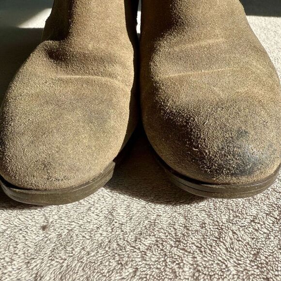 Rockport Women’s Dani Grey Suede Chelsea Ankle Boots - Picture 3 of 10